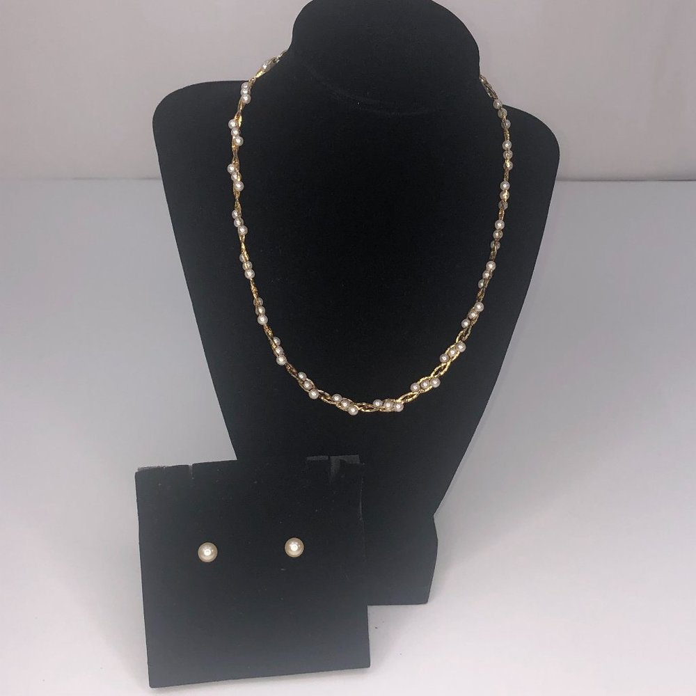 AVON Woven Pearlesque Gift Set Necklace Earrings